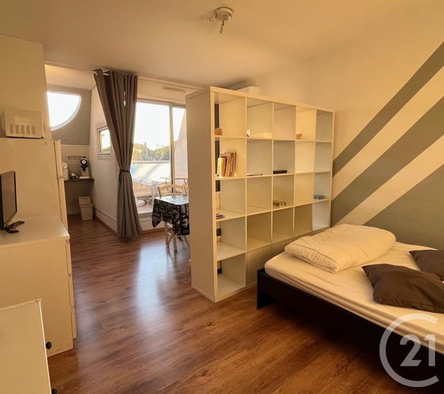 Appartement Studio Cabine à louer - 1 pièce - 25.51 m2 - LA GRANDE MOTTE - 34 - LANGUEDOC-ROUSSILLON - Century 21 Rouvière Immobilier